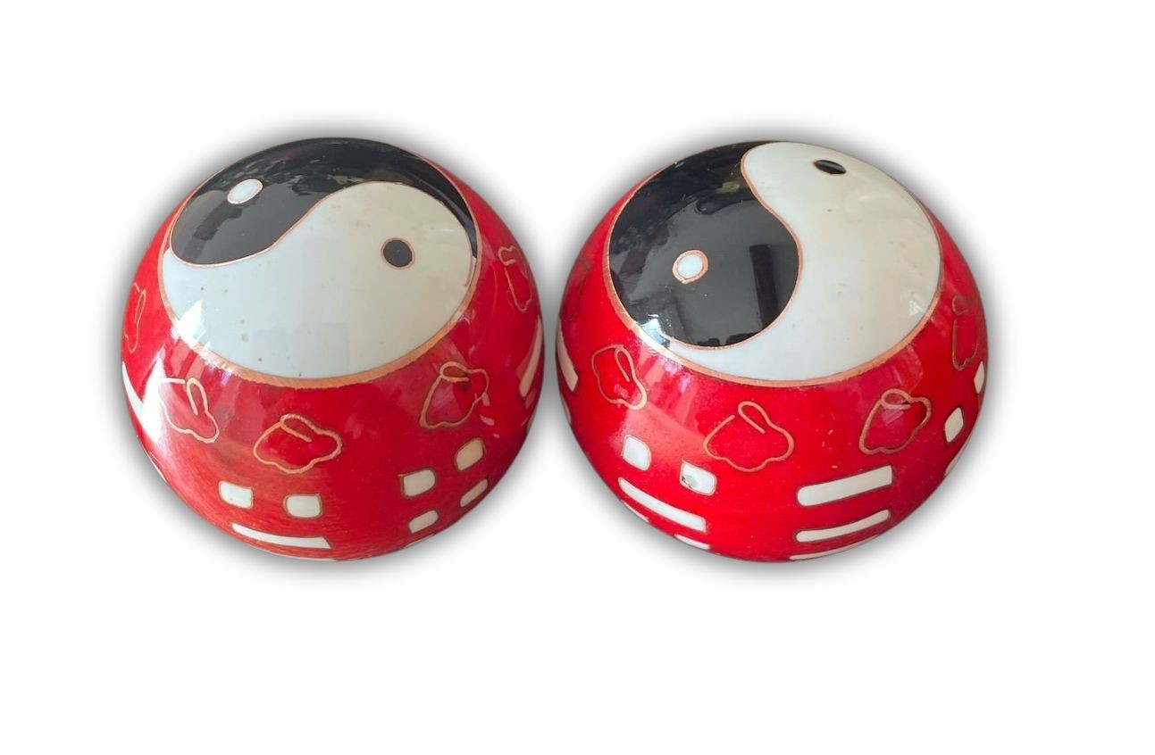 Coffret de boules de massage baoding 8 trigrammes diamètre 5.5 centimètres